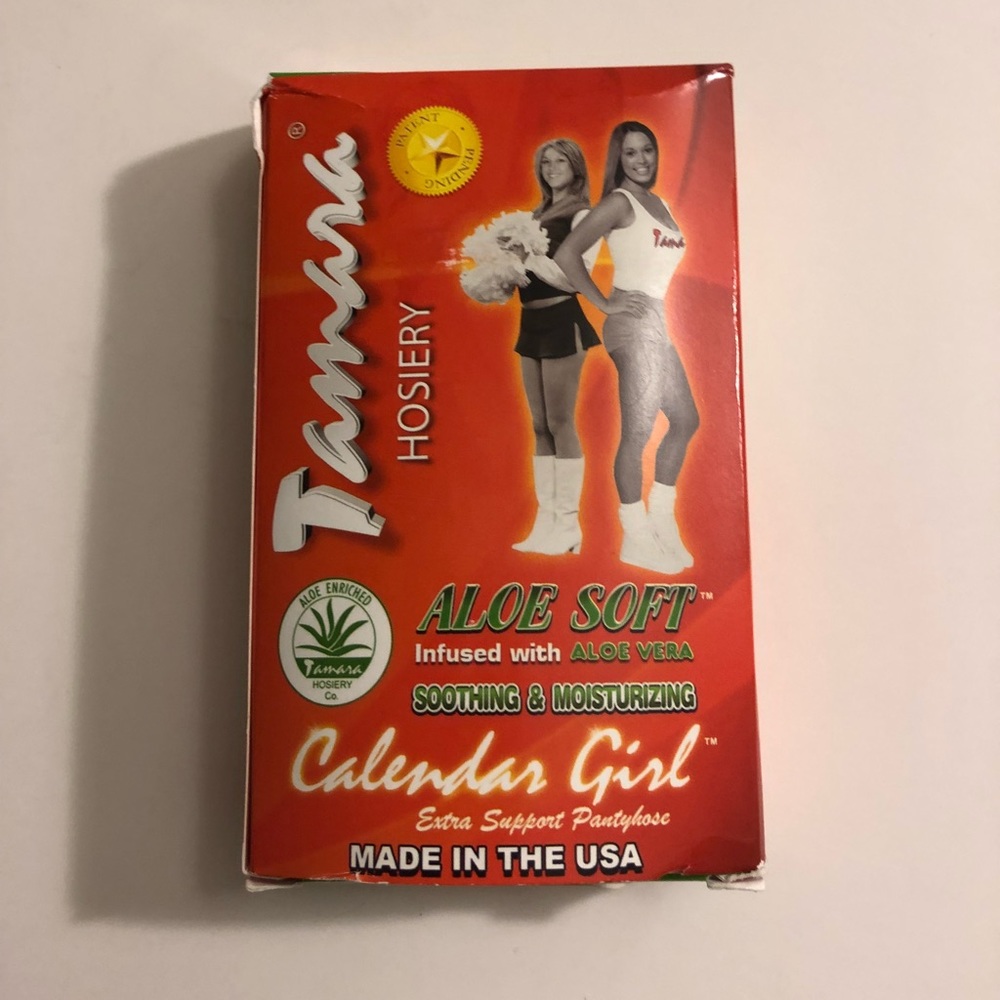 Tamara Official Hooters Pantyhose suntan color